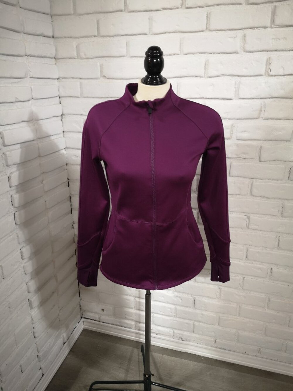 Fila Sport Size Small Purple Full Zip Mock Neck (no collar) Athletic Jacket
